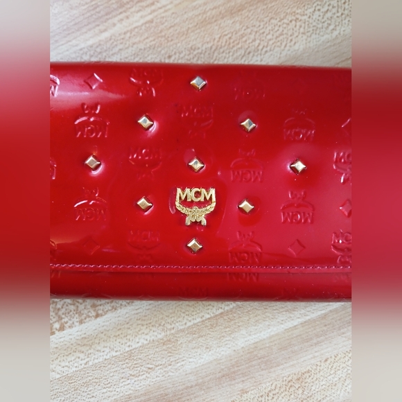 MCM EUC Red Patent Leather Wallet W/Gold Stud Detailing - Picture 7 of 12